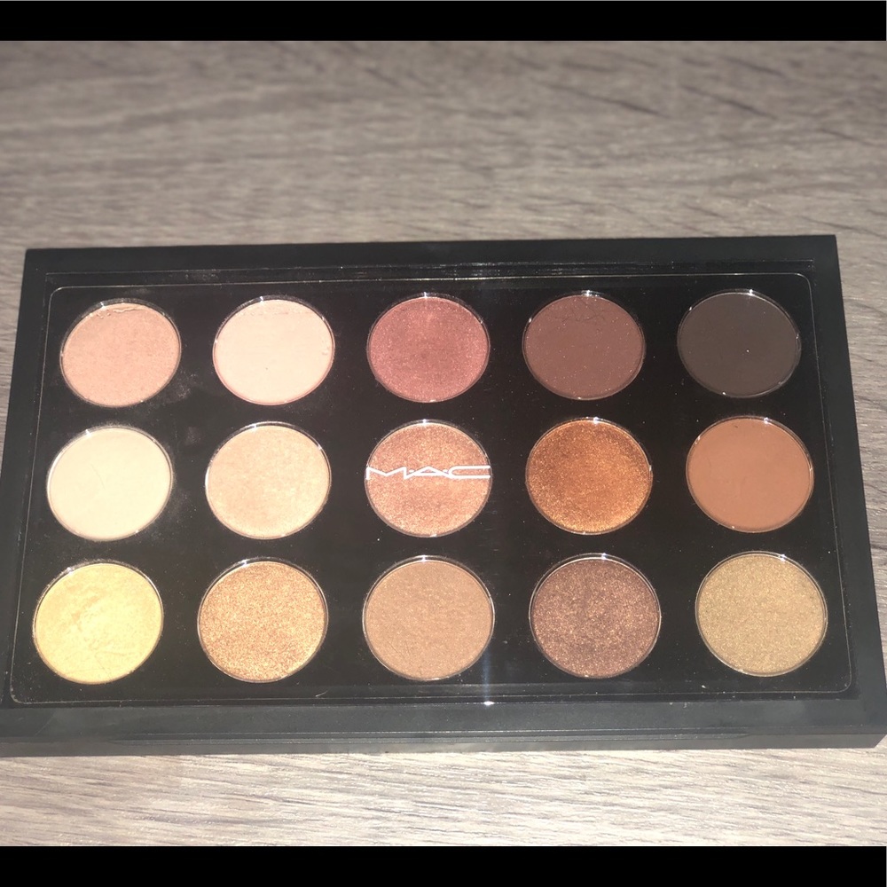 Mac eyeshadow palette